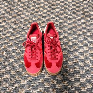 adidas Women's Red Velvet platform Gazelle sneakers size 8